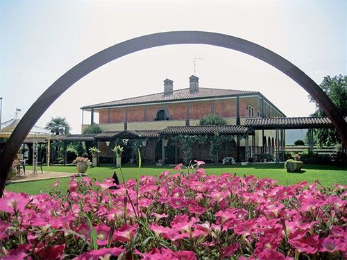 Hotel Il Chiostro Oppeano Buitenkant foto